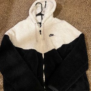 Nike Sherpa black and white zip up